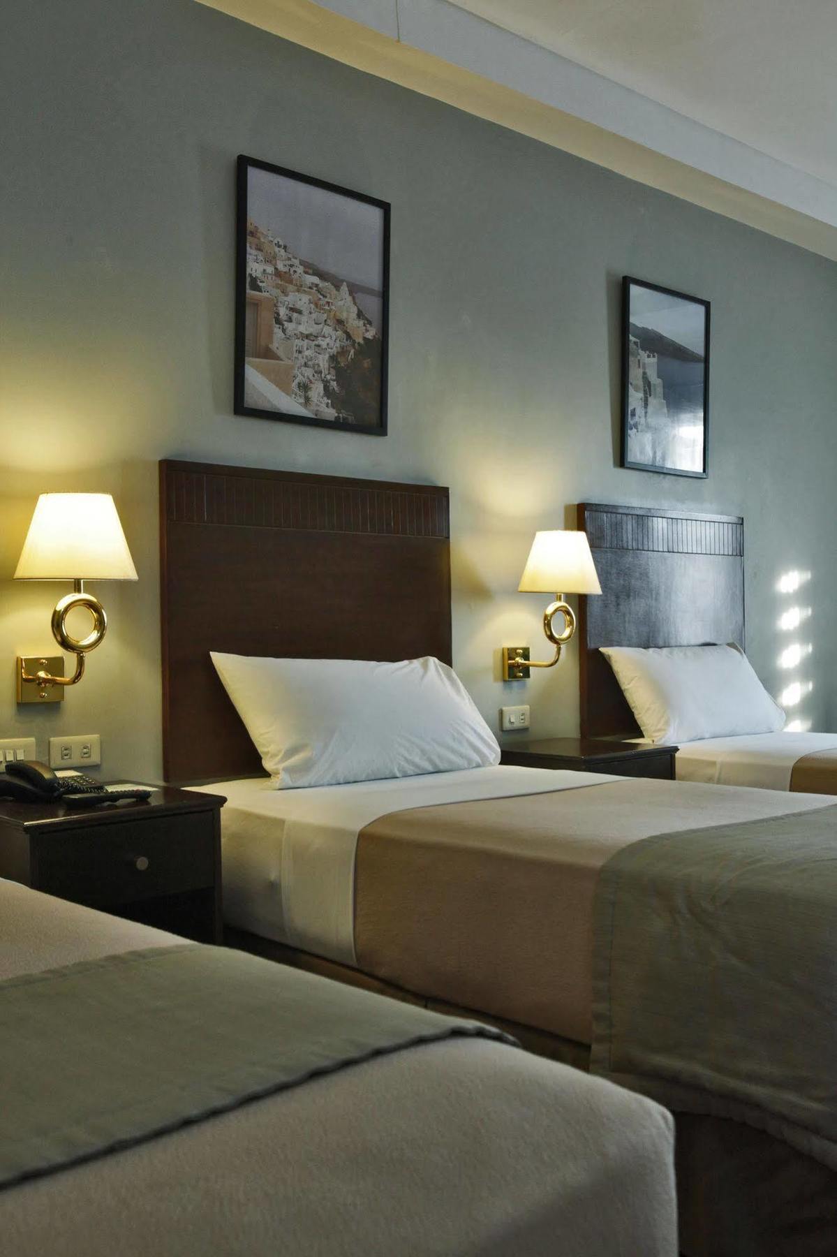 Hotel Fersal Kalayaan, Quezon 3*